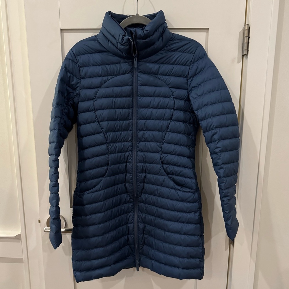 Lululemon Women's Blue Quilted Jacket